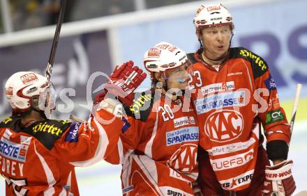 EBEL. Eishockey Bundesliga. KAC gegen EHC LIWEST Linz. Torjubel Kirk Furey, John Lammers, Mike Siklenka (KAC). Klagenfurt, am 18.11.2011.
Foto: Kuess

---
pressefotos, pressefotografie, kuess, qs, qspictures, sport, bild, bilder, bilddatenbank