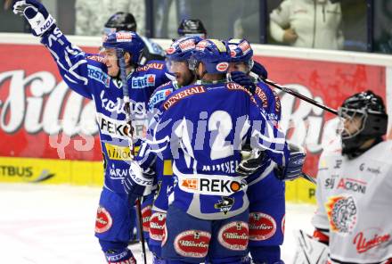 EBEL. Eishockey Bundesliga. EC Rekord Fenster VSV gegen HK Acroni Jesenice. Torjubel VSV. Villach, am 18.11.2011.
Foto: Kuess 


---
pressefotos, pressefotografie, kuess, qs, qspictures, sport, bild, bilder, bilddatenbank