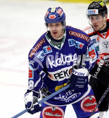 EBEL. Eishockey Bundesliga. EC Rekord Fenster VSV gegen HC Orli Znojmo.   Shayne Toporowski (VSV). Villach, am 16.11.2011.
Foto: Kuess 


---
pressefotos, pressefotografie, kuess, qs, qspictures, sport, bild, bilder, bilddatenbank