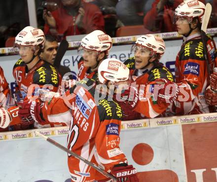 EBEL. Eishockey Bundesliga. KAC gegen EHC LIWEST Linz. Torjubel John Lammers (KAC). Klagenfurt, am 18.11.2011.
Foto: Kuess

---
pressefotos, pressefotografie, kuess, qs, qspictures, sport, bild, bilder, bilddatenbank