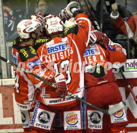 EBEL. Eishockey Bundesliga. KAC gegen EHC LIWEST Linz. Torjubel KAC. Klagenfurt, am 18.11.2011.
Foto: Kuess

---
pressefotos, pressefotografie, kuess, qs, qspictures, sport, bild, bilder, bilddatenbank