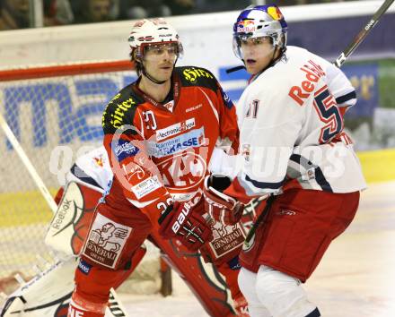 EBEL. Eishockey Bundesliga. KAC gegen EC RED BULL SALZBURG. LAMMERS John (KAC), TRATTNIG Matthias (Salzburg). Klagenfurt, am 22.11.2011.
Foto: Kuess

---
pressefotos, pressefotografie, kuess, qs, qspictures, sport, bild, bilder, bilddatenbank