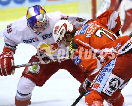 EBEL. Eishockey Bundesliga. KAC gegen EC RED BULL SALZBURG. Jordan Morrison (KAC), BRUCKER Marco (Salzburg). Klagenfurt, am 22.11.2011.
Foto: Kuess

---
pressefotos, pressefotografie, kuess, qs, qspictures, sport, bild, bilder, bilddatenbank