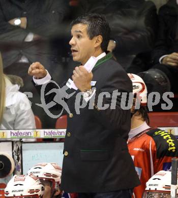 EBEL. Eishockey Bundesliga. KAC gegen EHC LIWEST Linz. Trainer Manny Viveiros (KAC). Klagenfurt, am 18.11.2011.
Foto: Kuess

---
pressefotos, pressefotografie, kuess, qs, qspictures, sport, bild, bilder, bilddatenbank