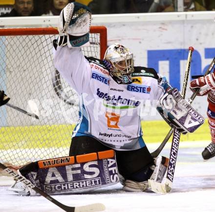 EBEL. Eishockey Bundesliga. KAC gegen EHC LIWEST Linz. Alex Westlund (KAC). Klagenfurt, am 18.11.2011.
Foto: Kuess

---
pressefotos, pressefotografie, kuess, qs, qspictures, sport, bild, bilder, bilddatenbank