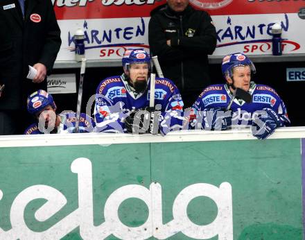 EBEL. Eishockey Bundesliga. EC Rekord Fenster VSV gegen Moser Medical Graz 99ers. CRAIG Michael, PEINTNER Markus, KASPITZ Roland (VSV). Villach, am 25.11.2011.
Foto: Kuess 


---
pressefotos, pressefotografie, kuess, qs, qspictures, sport, bild, bilder, bilddatenbank