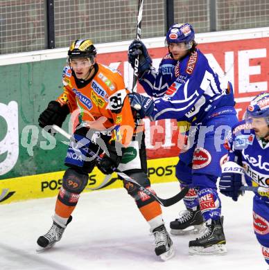 EBEL. Eishockey Bundesliga. EC Rekord Fenster VSV gegen Moser Medical Graz 99ers. MARTINZ Christof (VSV), DINHOPEL Tobias (Graz). Villach, am 25.11.2011.
Foto: Kuess 


---
pressefotos, pressefotografie, kuess, qs, qspictures, sport, bild, bilder, bilddatenbank