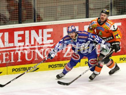 EBEL. Eishockey Bundesliga. EC Rekord Fenster VSV gegen Moser Medical Graz 99ers. PETRIK Nicolas (VSV), VAN BALLEGOOIE Dustin (Graz). Villach, am 25.11.2011.
Foto: Kuess 


---
pressefotos, pressefotografie, kuess, qs, qspictures, sport, bild, bilder, bilddatenbank