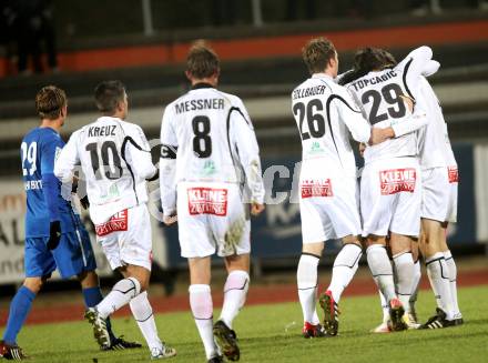 Fussball. Erste Liga. RZ Pellets WAC/St. Andrae gegen SV Groedig. Torjubel WAC. Wolfsberg, 25.11.2011. 
Foto: Kuess

---
pressefotos, pressefotografie, kuess, qs, qspictures, sport, bild, bilder, bilddatenbank