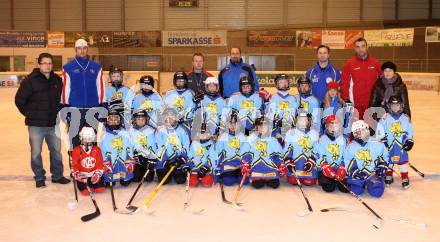 Eishockey. Kaerntner Eishockey Landesverband. Nachwuchsmeisterschaft. Mannschaftsfoto. Bambini, U9, U11. EHC Althofen. Althofen, am 25.11.2011.
Foto: Kuess
---
pressefotos, pressefotografie, kuess, qs, qspictures, sport, bild, bilder, bilddatenbank