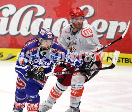 EBEL. Eishockey Bundesliga. EC Rekord Fenster VSV gegen HK Jesenice.  Markus Peintner,  (VSV), Andrej Tavzelj (HK Jesenice). Villach, am 27.11.2011.
Foto: Kuess 


---
pressefotos, pressefotografie, kuess, qs, qspictures, sport, bild, bilder, bilddatenbank