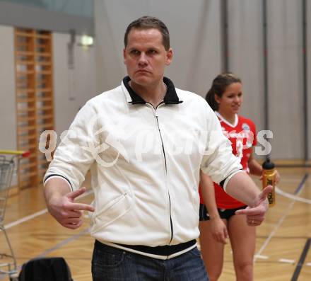 Volleyball Europacup. CEV Challenge Cup. ATSC Wildcats gege Irmato VC Wert.  Trainer Joze Casar (Wildcats). Klagenfurt, am 29.11.2011.
Foto: Kuess
---
pressefotos, pressefotografie, kuess, qs, qspictures, sport, bild, bilder, bilddatenbank