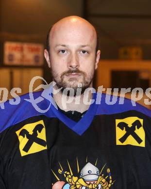 Eishockey. Unterliga Mitte. Highlander Pitchers. Roman Trieblnig. Villach, 28.11.2011.
Foto: Kuess
---
pressefotos, pressefotografie, kuess, qs, qspictures, sport, bild, bilder, bilddatenbank