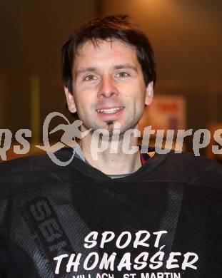 Eishockey.  Unterliga Mitte. Highlander Pitchers. Andreas Petschar. Villach, 28.11.2011.
Foto: Kuess
---
pressefotos, pressefotografie, kuess, qs, qspictures, sport, bild, bilder, bilddatenbank