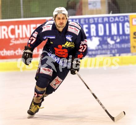 Eishockey. Kaerntner Liga Mitte. ESC Steindorf. Dreier Christoph. Steindorf, 30.11.2011.
Foto: Kuess
---
pressefotos, pressefotografie, kuess, qs, qspictures, sport, bild, bilder, bilddatenbank