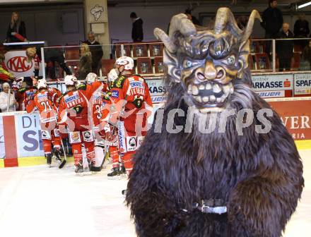 EBEL. Eishockey Bundesliga. KAC gegen KHL Medvescak Zagreb. KAC Spieler, Krampus. Klagenfurt, am 2.12.2011.
Foto: Kuess

---
pressefotos, pressefotografie, kuess, qs, qspictures, sport, bild, bilder, bilddatenbank