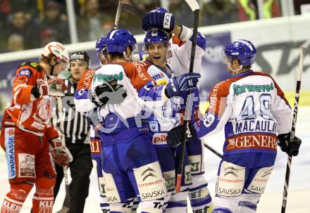 EBEL. Eishockey Bundesliga. KAC gegen KHL Medvescak Zagreb. Torjubel Zagreb. Klagenfurt, am 2.12.2011.
Foto: Kuess

---
pressefotos, pressefotografie, kuess, qs, qspictures, sport, bild, bilder, bilddatenbank