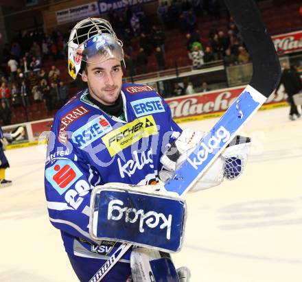 EBEL. Eishockey Bundesliga. VSV gegen HDD TILIA Olimpija Ljubljana. Bernhard Starkbaum (VSV), (Laibach). Klagenfurt, am 4.12.2011.
Foto: Kuess

---
pressefotos, pressefotografie, kuess, qs, qspictures, sport, bild, bilder, bilddatenbank