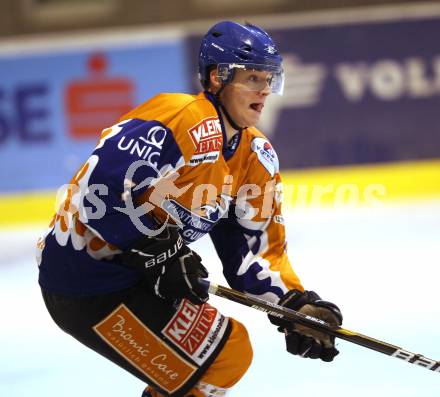 Eishockey Kaerntner Liga Mitte. EC Gummern. Silvio Jakobitsch. Steindorf, am 3.12.2011.
Foto: Kuess
---
pressefotos, pressefotografie, kuess, qs, qspictures, sport, bild, bilder, bilddatenbank