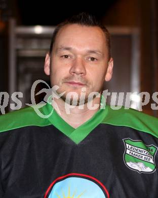 Eishockey Kaerntner Liga Mitte. DSG Ledenitzen. Bernd Rainer. Velden, am 1.12.2011.
Foto: Kuess
---
pressefotos, pressefotografie, kuess, qs, qspictures, sport, bild, bilder, bilddatenbank