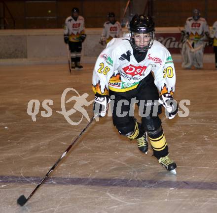 Eishockey. Nachwuchsmeisterschaft. EC Spittal U15. Luca Komar. Spittal, am 2.12 2011.
Foto: Kuess  
---
pressefotos, pressefotografie, kuess, qs, qspictures, sport, bild, bilder, bilddatenbank