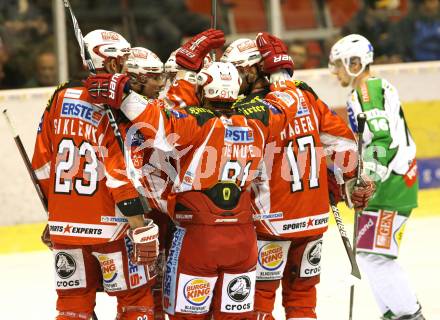 EBEL. Eishockey Bundesliga. KAC gegen HDD TILIA Olimpija Ljubljana. Torjubel (KAC). Klagenfurt, am 6.12.2011.
Foto: Kuess

---
pressefotos, pressefotografie, kuess, qs, qspictures, sport, bild, bilder, bilddatenbank