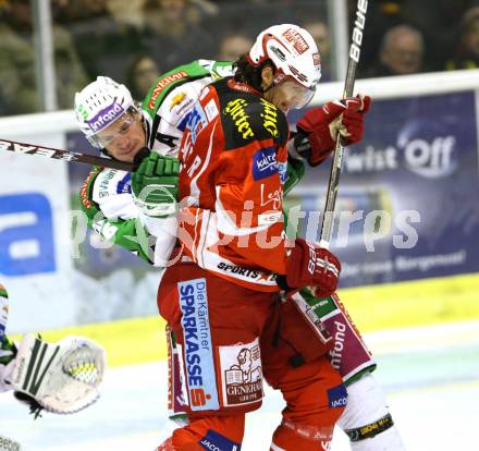 EBEL. Eishockey Bundesliga. KAC gegen HDD TILIA Olimpija Ljubljana. BRANDNER Christoph (KAC), GROZNIK Bostjan (Laibach). Klagenfurt, am 6.12.2011.
Foto: Kuess

---
pressefotos, pressefotografie, kuess, qs, qspictures, sport, bild, bilder, bilddatenbank