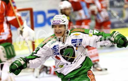 EBEL. Eishockey Bundesliga. KAC gegen HDD TILIA Olimpija Ljubljana. Torjubel HUGHES John (Laibach). Klagenfurt, am 6.12.2011.
Foto: Kuess

---
pressefotos, pressefotografie, kuess, qs, qspictures, sport, bild, bilder, bilddatenbank