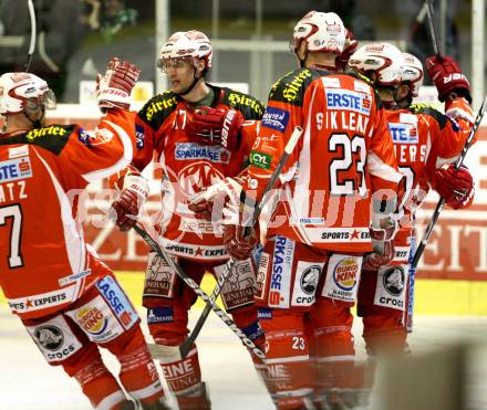 EBEL. Eishockey Bundesliga. KAC gegen HDD TILIA Olimpija Ljubljana. Torjubel KAC. Klagenfurt, am 6.12.2011.
Foto: Kuess

---
pressefotos, pressefotografie, kuess, qs, qspictures, sport, bild, bilder, bilddatenbank