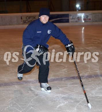 Eishockey. Nachwuchsmeisterschaft. EC Spittal U15. Martin Dobner. Spittal, am 2.12 2011.
Foto: Kuess  
---
pressefotos, pressefotografie, kuess, qs, qspictures, sport, bild, bilder, bilddatenbank