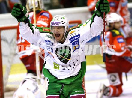 EBEL. Eishockey Bundesliga. KAC gegen HDD TILIA Olimpija Ljubljana. Torjubel HUGHES John (Laibach). Klagenfurt, am 6.12.2011.
Foto: Kuess

---
pressefotos, pressefotografie, kuess, qs, qspictures, sport, bild, bilder, bilddatenbank