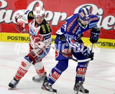 EBEL. Eishockey Bundesliga. EC Rekord Fenster VSV gegen KAC. Craig Weller, (VSV), Manuel Geier  (KAC). Villach, am 9.12.2011.
Foto: Kuess 


---
pressefotos, pressefotografie, kuess, qs, qspictures, sport, bild, bilder, bilddatenbank