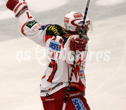 EBEL. Eishockey Bundesliga. EC Rekord Fenster VSV gegen KAC.  Torjubel Herbert Ratz (KAC). Villach, am 9.12.2011.
Foto: Kuess 


---
pressefotos, pressefotografie, kuess, qs, qspictures, sport, bild, bilder, bilddatenbank