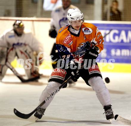 Eishockey Kaerntner Liga Mitte. EC Gummern. Stefan Jaeger. Steindorf, am 3.12.2011.
Foto: Kuess
---
pressefotos, pressefotografie, kuess, qs, qspictures, sport, bild, bilder, bilddatenbank