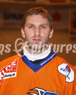 Eishockey Kaerntner Liga Mitte. EC Gummern. Christian Pichler. Steindorf, am 3.12.2011.
Foto: Kuess
---
pressefotos, pressefotografie, kuess, qs, qspictures, sport, bild, bilder, bilddatenbank