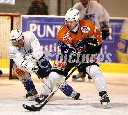 Eishockey Kaerntner Liga Mitte. EC Gummern. Stefan Jaeger. Steindorf, am 3.12.2011.
Foto: Kuess
---
pressefotos, pressefotografie, kuess, qs, qspictures, sport, bild, bilder, bilddatenbank