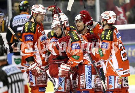 EBEL. Eishockey Bundesliga. KAC gegen Moser Medical Graz 99ers. Torjubel Gregor Hager (KAC).. Klagenfurt, am 11.12.2011.
Foto: Kuess

---
pressefotos, pressefotografie, kuess, qs, qspictures, sport, bild, bilder, bilddatenbank