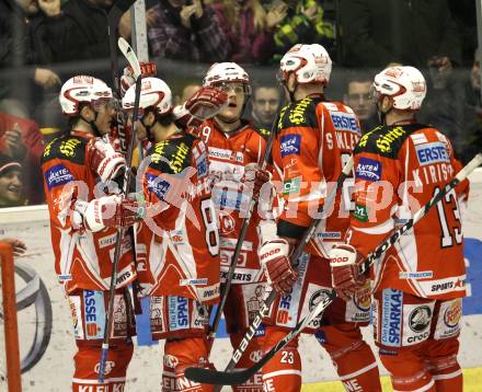 EBEL. Eishockey Bundesliga. KAC gegen Moser Medical Graz 99ers. Torjubel (KAC). Klagenfurt, am 11.12.2011.
Foto: Kuess

---
pressefotos, pressefotografie, kuess, qs, qspictures, sport, bild, bilder, bilddatenbank