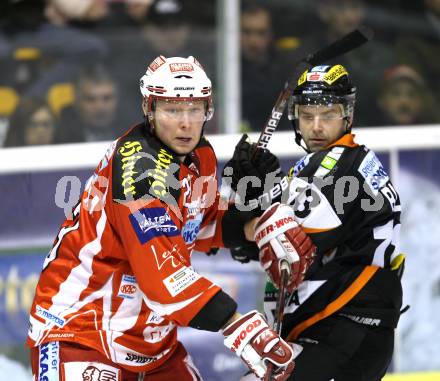 EBEL. Eishockey Bundesliga. KAC gegen Moser Medical Graz 99ers. Mike Siklenka, (KAC), Zdenek Blatny  (Graz). Klagenfurt, am 11.12.2011.
Foto: Kuess

---
pressefotos, pressefotografie, kuess, qs, qspictures, sport, bild, bilder, bilddatenbank