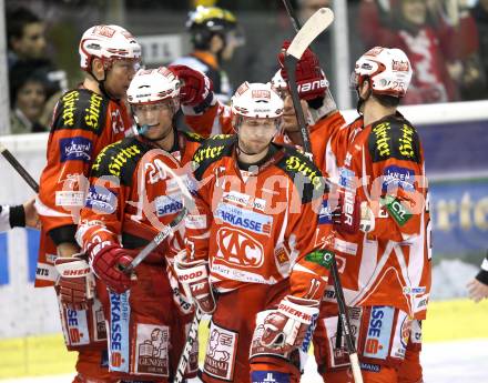 EBEL. Eishockey Bundesliga. KAC gegen Moser Medical Graz 99ers. Torjubel Gregor Hager (KAC). Klagenfurt, am 11.12.2011.
Foto: Kuess

---
pressefotos, pressefotografie, kuess, qs, qspictures, sport, bild, bilder, bilddatenbank