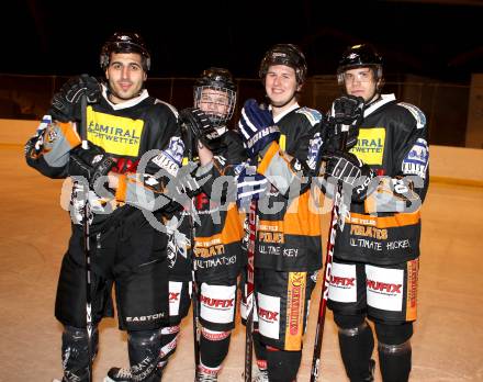 Eishockey. CHL. Carinthian Hockey League. USC HUFIX Velden. Michael Sbardellati, Kevin Krumpl, Gerald Wucherer, Daniel Reiter. Velden, 12.12.2011.
Foto: Kuess
---
pressefotos, pressefotografie, kuess, qs, qspictures, sport, bild, bilder, bilddatenbank