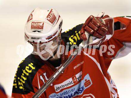 EBEL. Eishockey Bundesliga. KAC.  Paul Schellander. Klagenfurt, am 11.12.2011.
Foto: Kuess

---
pressefotos, pressefotografie, kuess, qs, qspictures, sport, bild, bilder, bilddatenbank