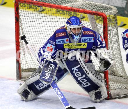 EBEL. Eishockey Bundesliga. VSV gegen HDD TILIA Olimpija Ljubljana.  Bernhard Starkbaum (VSV). Klagenfurt, am 4.12.2011.
Foto: Kuess

---
pressefotos, pressefotografie, kuess, qs, qspictures, sport, bild, bilder, bilddatenbank