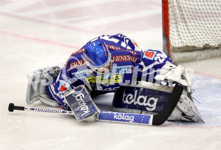 EBEL. Eishockey Bundesliga. VSV gegen HDD TILIA Olimpija Ljubljana.  Bernhard Starkbaum (VSV). Klagenfurt, am 4.12.2011.
Foto: Kuess

---
pressefotos, pressefotografie, kuess, qs, qspictures, sport, bild, bilder, bilddatenbank