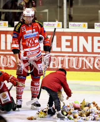 EBEL. Eishockey Bundesliga. KAC gegen HC Orli Znojmo. SIKLENKA Michael (KAC). Klagenfurt, am 20.12.2011.
Foto: Kuess

---
pressefotos, pressefotografie, kuess, qs, qspictures, sport, bild, bilder, bilddatenbank