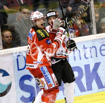EBEL. Eishockey Bundesliga. KAC gegen HC Orli Znojmo. RATZ Herbert (KAC), DANTON Michael (Znojmo). Klagenfurt, am 20.12.2011.
Foto: Kuess

---
pressefotos, pressefotografie, kuess, qs, qspictures, sport, bild, bilder, bilddatenbank