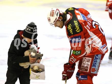 EBEL. Eishockey Bundesliga. KAC gegen HC Orli Znojmo. BRANDNER Christoph (KAC). Klagenfurt, am 20.12.2011.
Foto: Kuess

---
pressefotos, pressefotografie, kuess, qs, qspictures, sport, bild, bilder, bilddatenbank