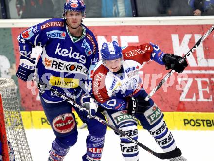 EBEL. Eishockey Bundesliga. EC Rekord Fenster VSV gegen KHL Medvescak Zagreb. Mario Altmann,  (VSV), Tomislav Zanoski (Zagreb). Villach, am 20.12.2011.
Foto: Kuess 


---
pressefotos, pressefotografie, kuess, qs, qspictures, sport, bild, bilder, bilddatenbank