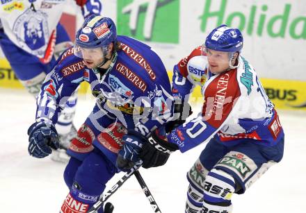 EBEL. Eishockey Bundesliga. EC Rekord Fenster VSV gegen KHL Medvescak Zagreb. Craig Weller, (VSV), Tomislav Zanoski  (Zagreb). Villach, am 20.12.2011.
Foto: Kuess 


---
pressefotos, pressefotografie, kuess, qs, qspictures, sport, bild, bilder, bilddatenbank