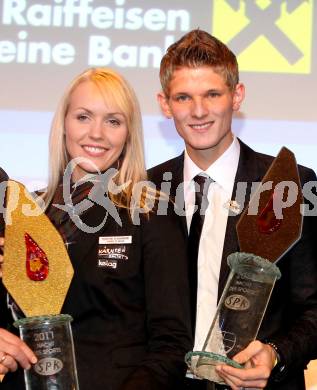 Sportgala. Ehrung Sportler des Jahres. Jasmin Ouschan, Thomas Morgenstern . Velden, 22.12.2011.
Foto: Kuess 


---
pressefotos, pressefotografie, kuess, qs, qspictures, sport, bild, bilder, bilddatenbank